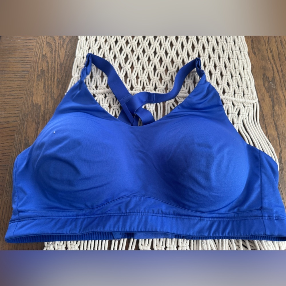 Calia by Carrie Underwood sports Support bra core seamless blue-iris
